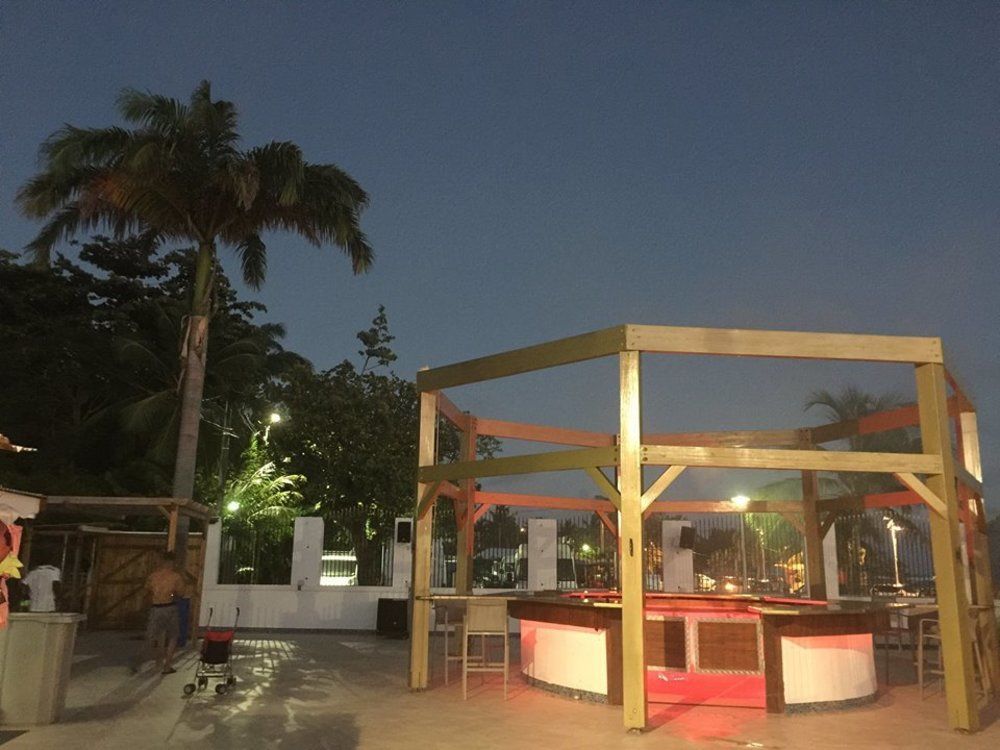 Le Grand Large Plage Sainte-Anne  Extérieur photo
